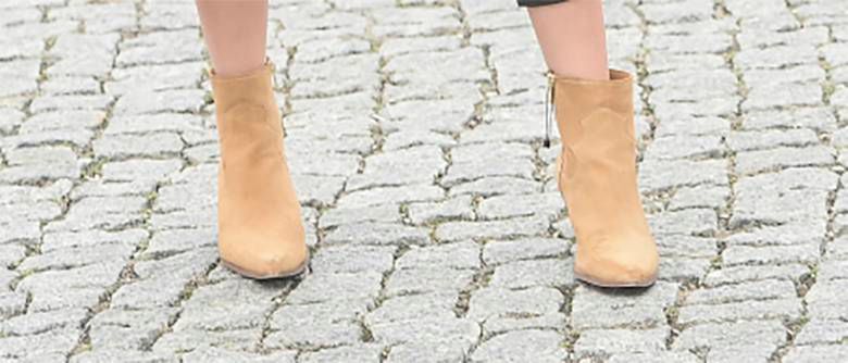 Marcelina Zawadzka - buty, przed studiem Pytania na śniadanie