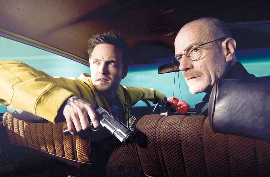 Bryan Cranston jako Walter Hartwell White oraz Aaron Paul jako Jesse Pinkman w kultowym serialu "Breaking Bad". 