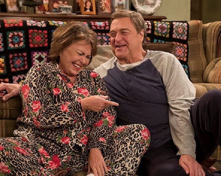 Roseanne Barr obraziła doradcę Obamy. Przez nią, stacja ABC nie wyemituje kontynuacji "Roseanne"