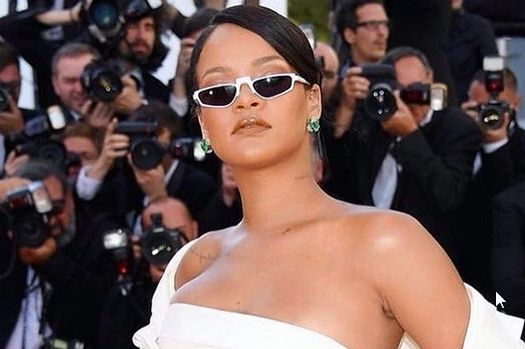 Rihanna odpowiada hejterom. Mówią, że jest gruba, a ona…