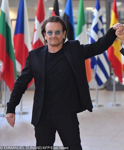 Donald Tusk spotkał się z Bono. W tle "Konstytucja"