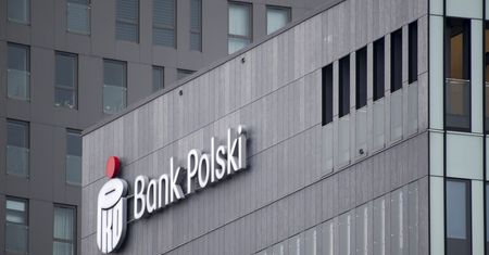 Sztuczna inteligencja pomoże znaleźć pracę w PKO BP. Bot pogada z kandydatem na Messengerze