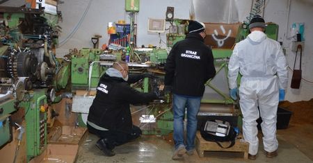 Straż Graniczna zlikwidowała największą nielegalną fabrykę w Polsce