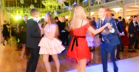 Jak się nie ubierać na studniówkę? Radzi trener wizerunku Iwona Jankowska