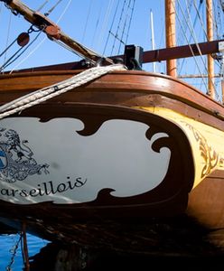 Francja - zatonęła pływająca restauracja