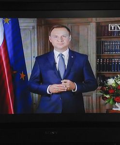 "Andrzej Duda przegrał wybory". Fala komentarzy po decyzji prezydenta ws. 2 mld dla mediów publicznych