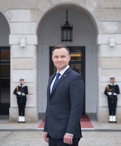 "Veto!" przed rezydencją prezydenta Andrzeja Dudy na Helu