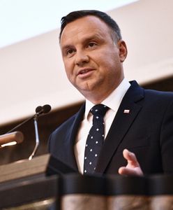 Andrzej Duda nie mógł rozpocząć wykładu w Zurychu. Okrzyki "wolne sądy", "Konstytucja"