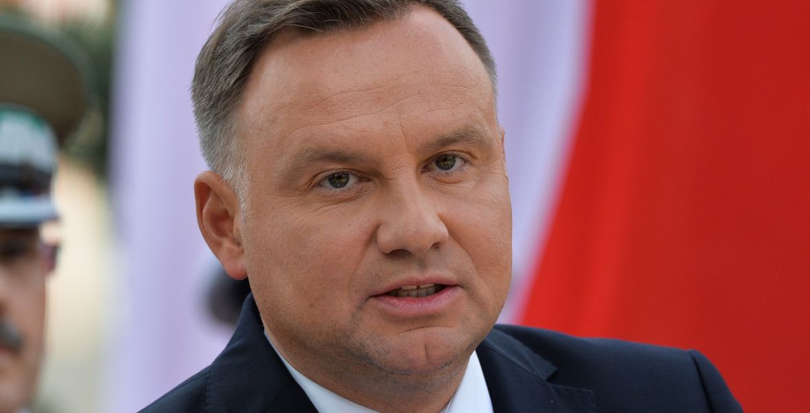 Na razie prezydent Andrzej Duda nie ma z kim przegrać w przyszłorocznych wyborach. Do czasu, aż na stole pojawi się karta z napisem: "Polexit" 