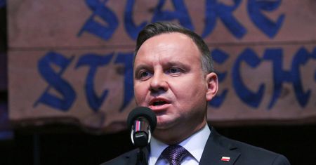 Najnowszy sondaż. Tak Polacy oceniają przemówienia Andrzeja Dudy