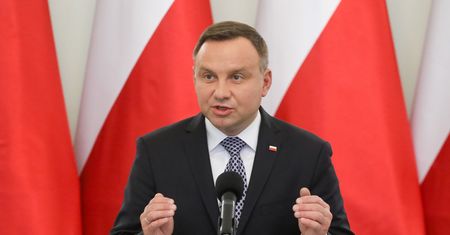 Prezydent złożył projekty ustaw o SN i KRS marszałkowi Sejmu. "Wiemy tyle, co powiedział prezydent"