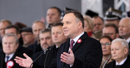 Prezydent Duda nie przywitał Donalda Tuska. Ostre komentarze w sieci