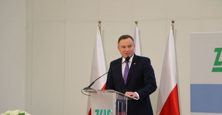 Andrzej Duda z okazji 85-lecia ZUS: świadczenia są pewne, to luksus