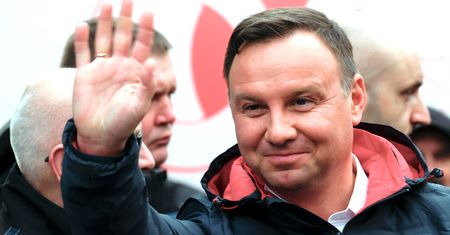 Polakom nie podoba się to, co robi Sejm. Wolą działania Andrzeja Dudy. Sondaż