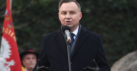 Sztab Andrzeja Dudy ma walczyć z fake newsami. "Każdego potraktujemy tak samo"