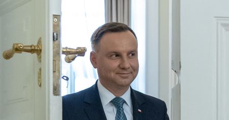 Prezydent Duda promuje nowy styl życia. Zaprosił turystów do pałacu na herbatkę