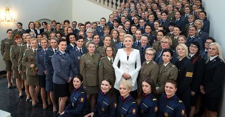 Agata Duda: "Sprawy bezpieczeństwa przestały być domeną wyłącznie mężczyzn"