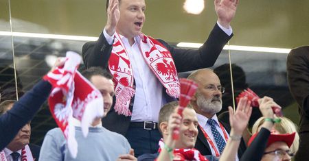 Andrzej Duda na meczu Polska-Serbia