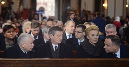 Prokuratura umorzyła śledztwo ws. znieważenia Andrzeja Dudy i Jarosława Kaczyńskiego