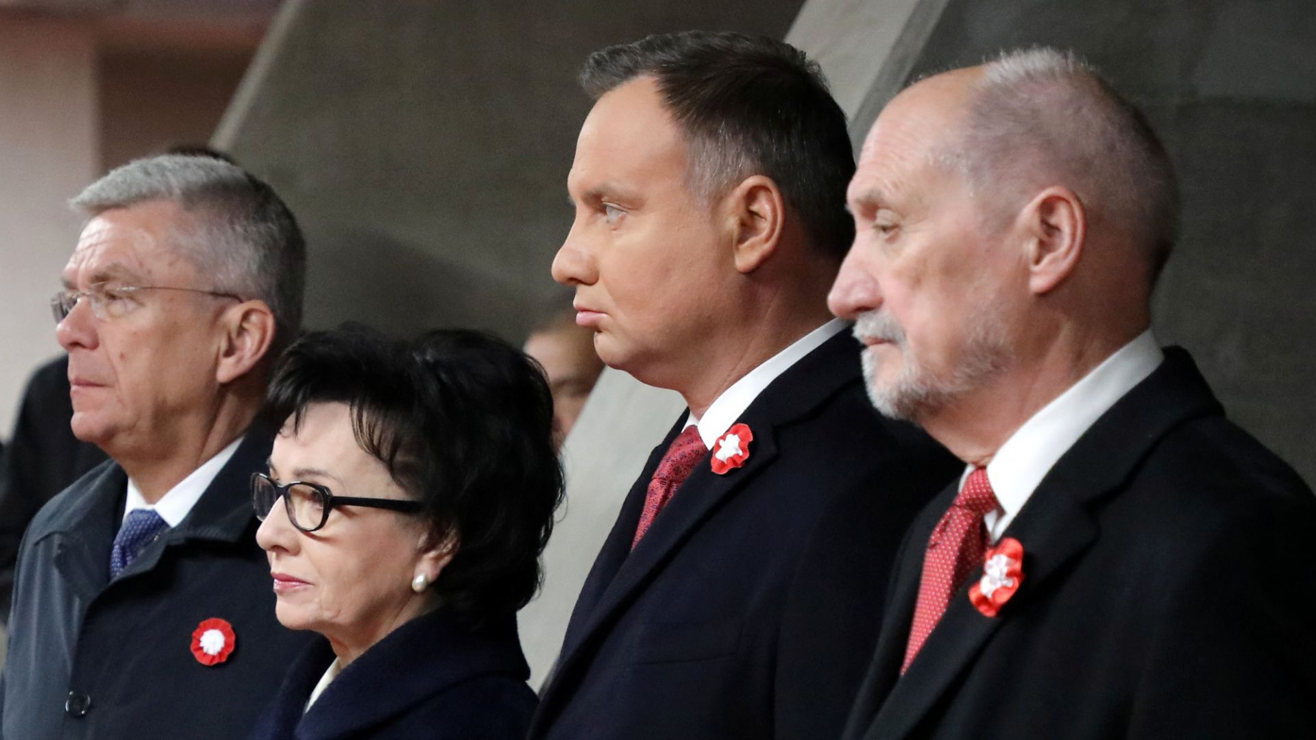 Po wyborach miny polityków PiS wyraźnie skwaśniały.