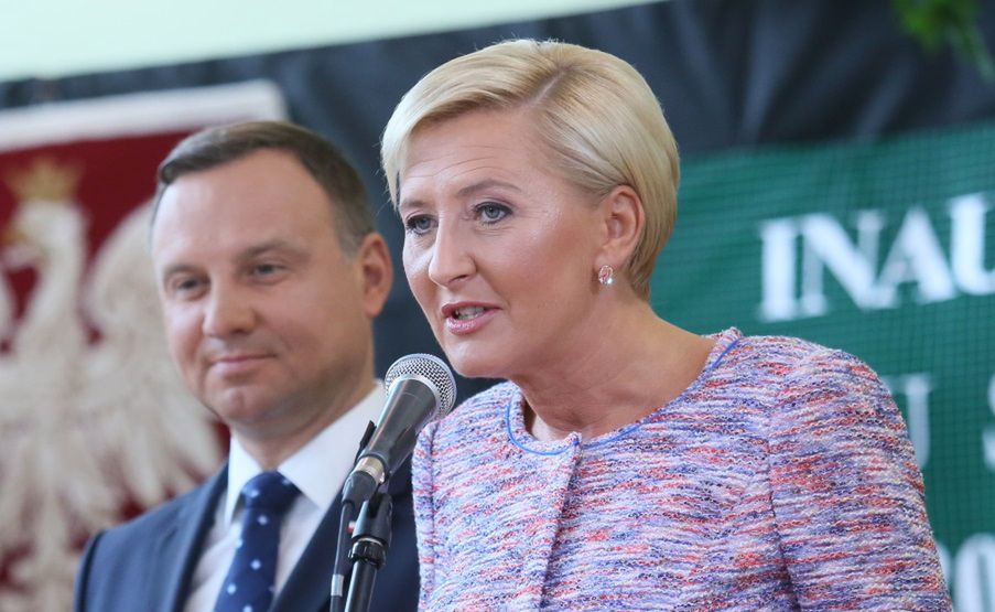 Agata Duda w cukierkowej kreacji na inauguracji roku szkolnego. A co z galowym strojem?