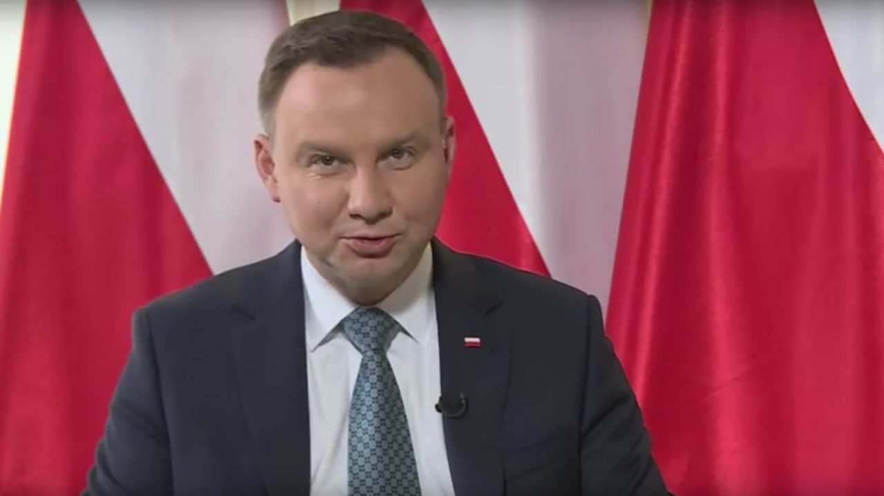 Andrzej Duda znów znów rozbawił sam siebie. Zobacz nagranie