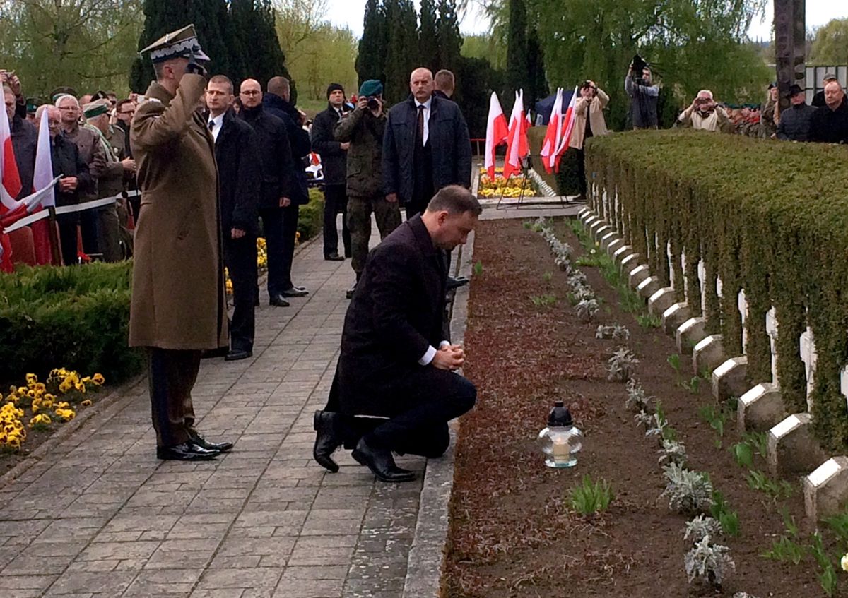 Prezydent Andrzej Duda: nie wolno dzielić tych, którzy polegli za ojczyznę