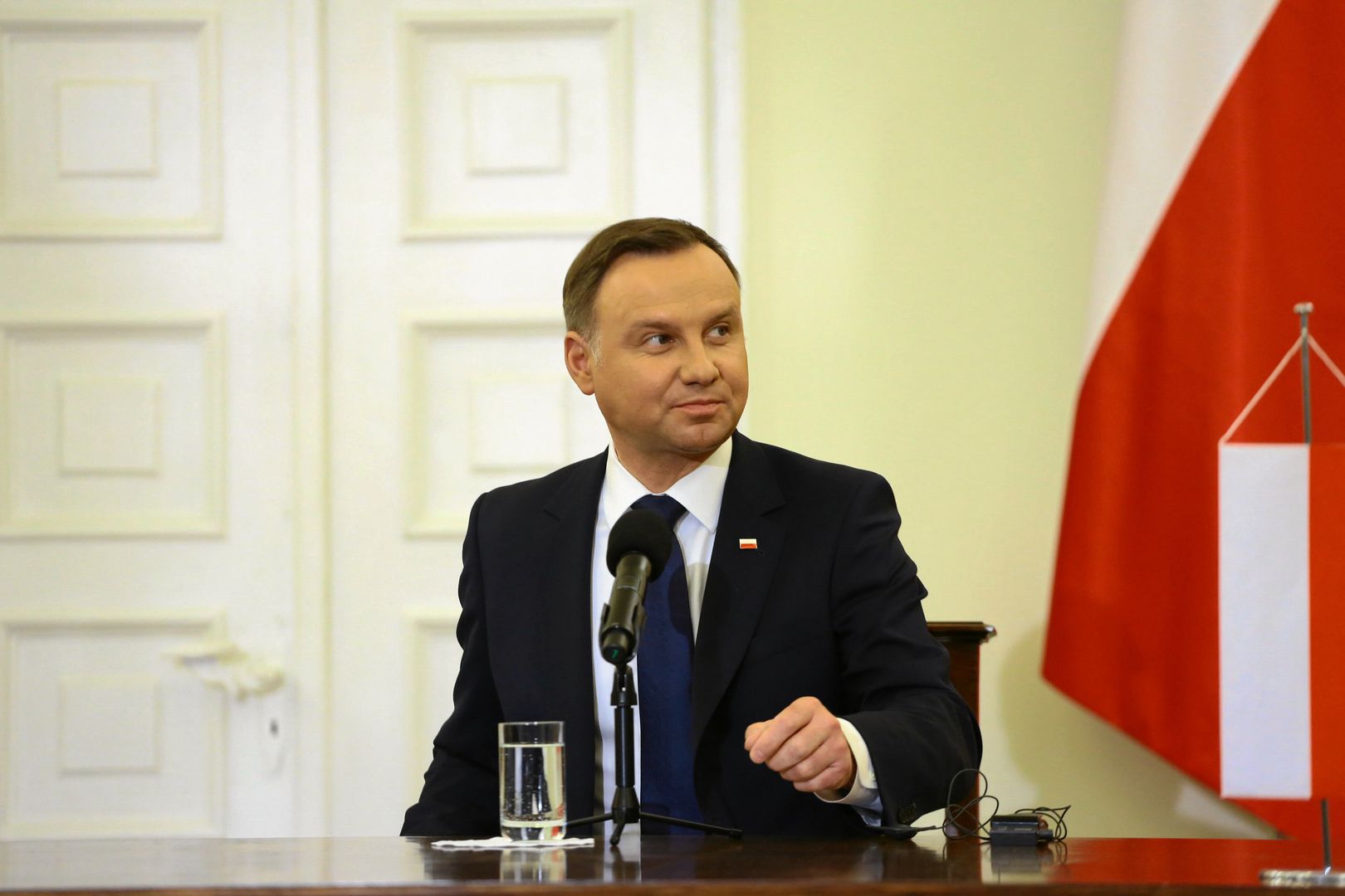 Według CBOS, działalność Andrzeja Dudy pozytywnie ocenia 62 proc. Polaków