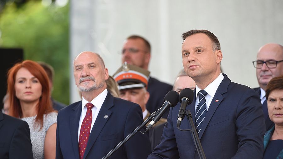 Prezydent Andrzej Duda przemawia w dniu Święta Wojska Polskiego