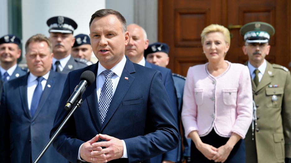 Większość badanych nie zgadza się tylko z jedną propozycją Andrzeja Dudy