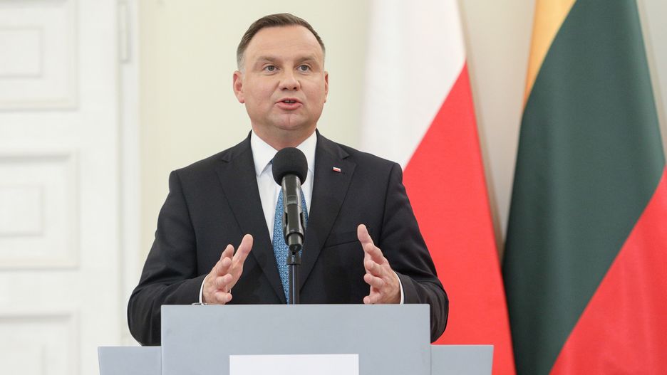 Prezydent Andrzej Duda skrytykował KE za "ingerencję w polski system sądowy"