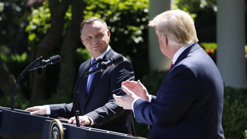Donald Trump wielokrotnie dawał oznaki sympatii dla rządzących w Polsce