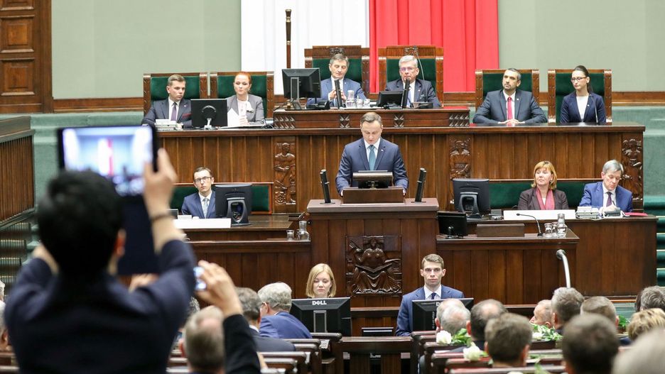 Prezydent Andrzej Duda wykorzystał Zgromadzenie Narodowe do autopromocji, uderzenia w opozycję i przypodobania się PiS.