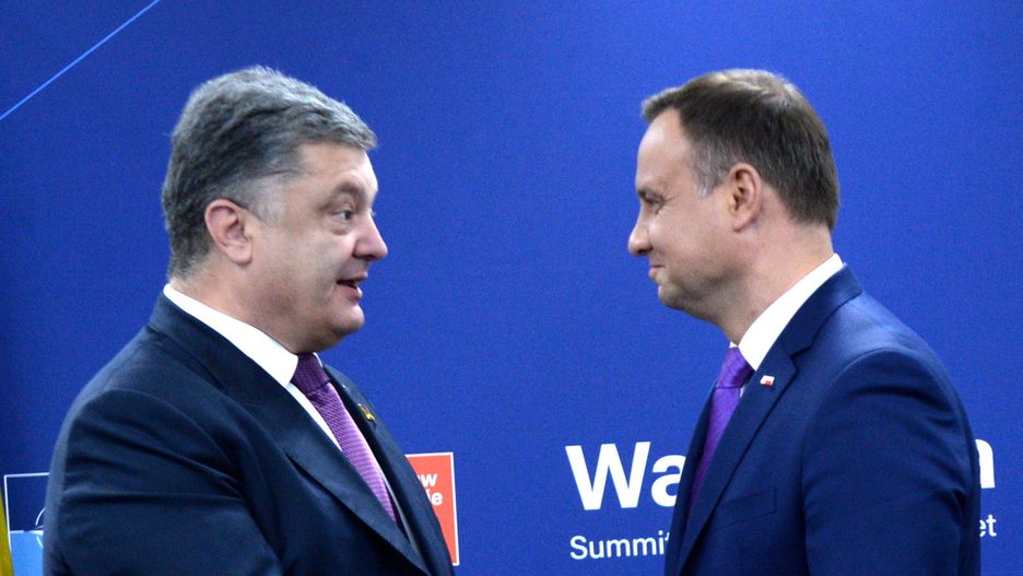 Petro Poroszenko podziękował Andrzejowi Dudzie za odesłanie ustawy o IPN do Trybunału Konstytucyjnego