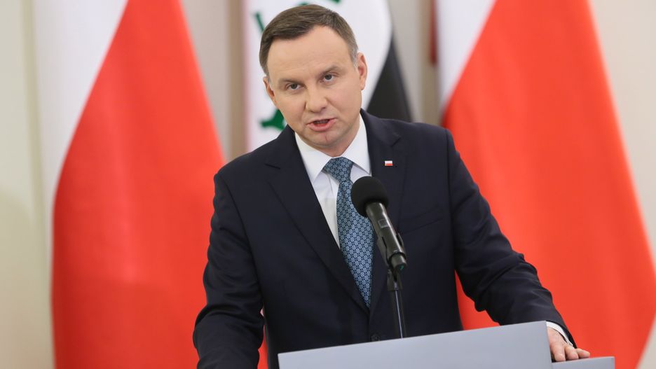 Czy Andrzej Duda odwidzi groby Polaków w Charkowie?