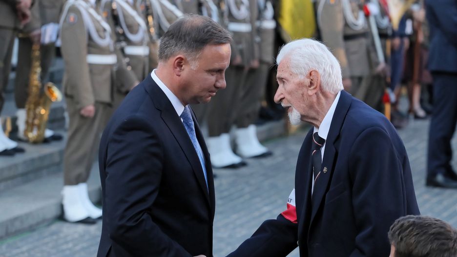 Prezydent RP Andrzej Duda oraz prezes Światowego Związku Żołnierzy Armii Krajowej Leszek Żukowski