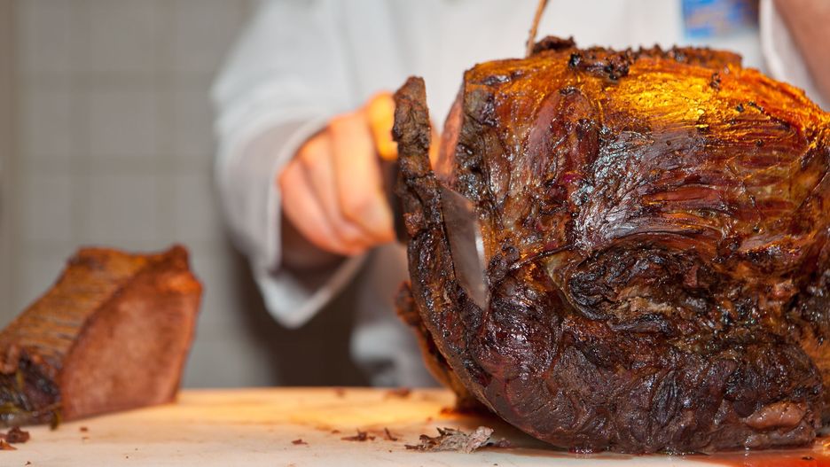 Smakowita porcja dziczyzny