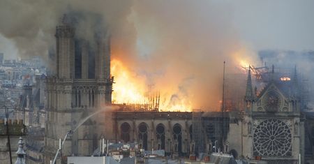 Odbudowa Notre-Dame. Bogacze obiecywali grube miliony, a pieniędzy nie ma