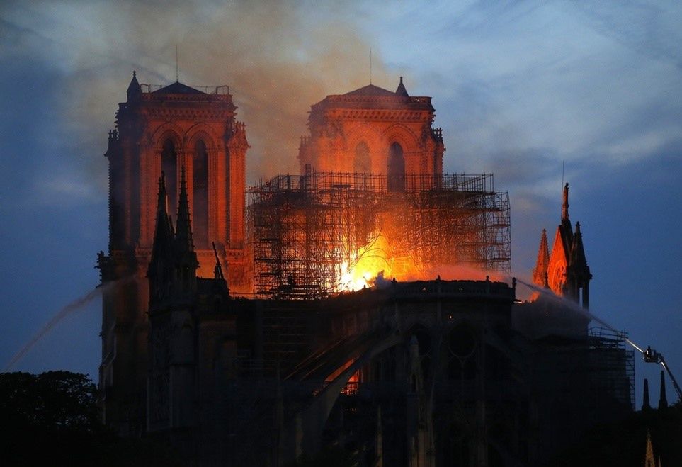 Notre Dame pożar