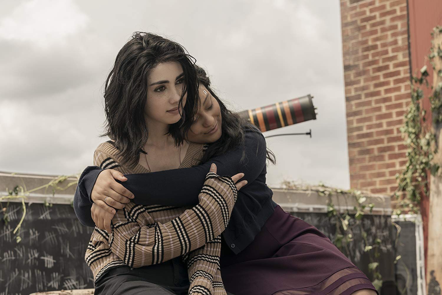 Aliyah Royale i Alexa Mansour będą bohaterkami nowego serialu z uniwersum "Walking Dead"