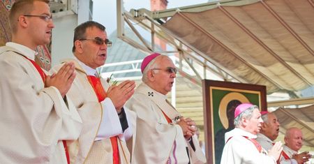 Abp. Wacław Depo: Inicjatywę "Zatrzymaj aborcję" poparł Episkopat. "To jest nasz obowiązek sumienia"