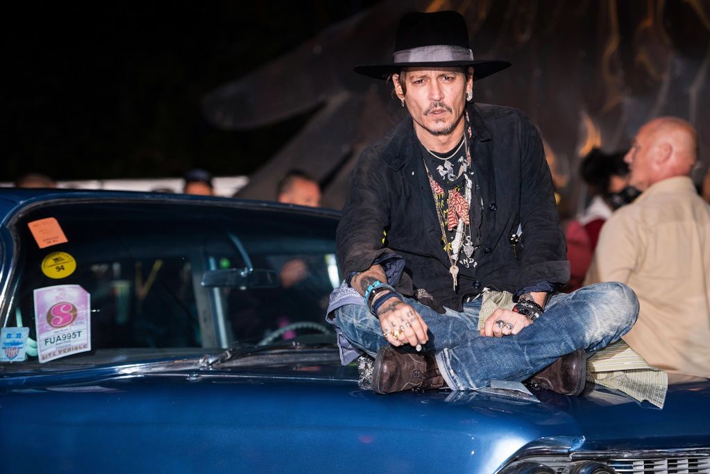 Johnny Depp – gwiazdor bez hamulców czy ofiara spisku? "Wydaje lekką ręką 2 mln dol. miesięcznie" 