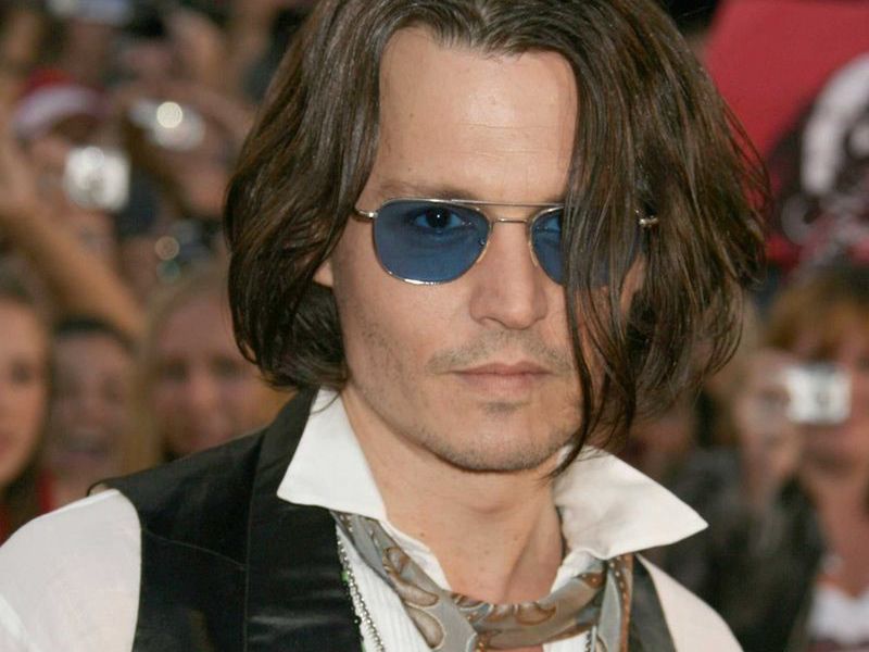 Johnny Depp coraz mniej przypomina samego siebie. Niepokojąca zmiana wizerunku ruszyła falę domysłów