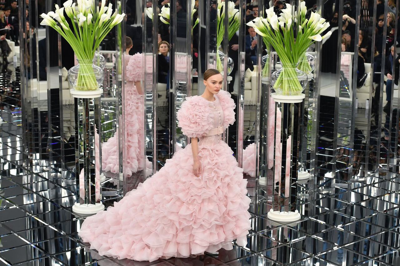 Lily-Rose Depp na pokazie Chanel