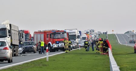DK17 zablokowana. Tragiczny wypadek w miejscowości Lubice