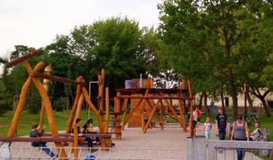 Chce zbudować plac zabaw dla dorosłych na Białołęce. "To coś szalonego"