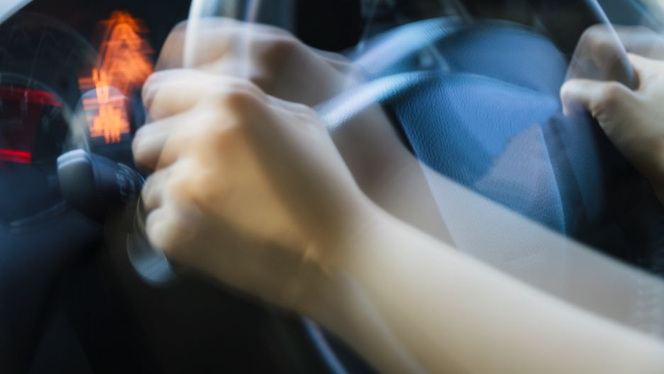 Warszawa. Pijana Ukrainka wjechała do stawu