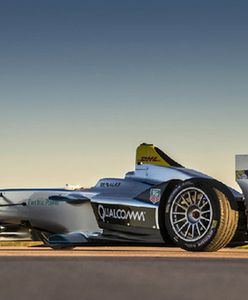 Bolid Formuły E na VERVA Street Racing