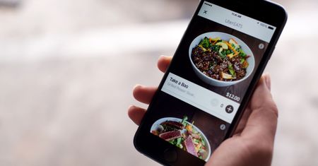 Uber Eats chce dostarczać nie tylko jedzenie z restauracji