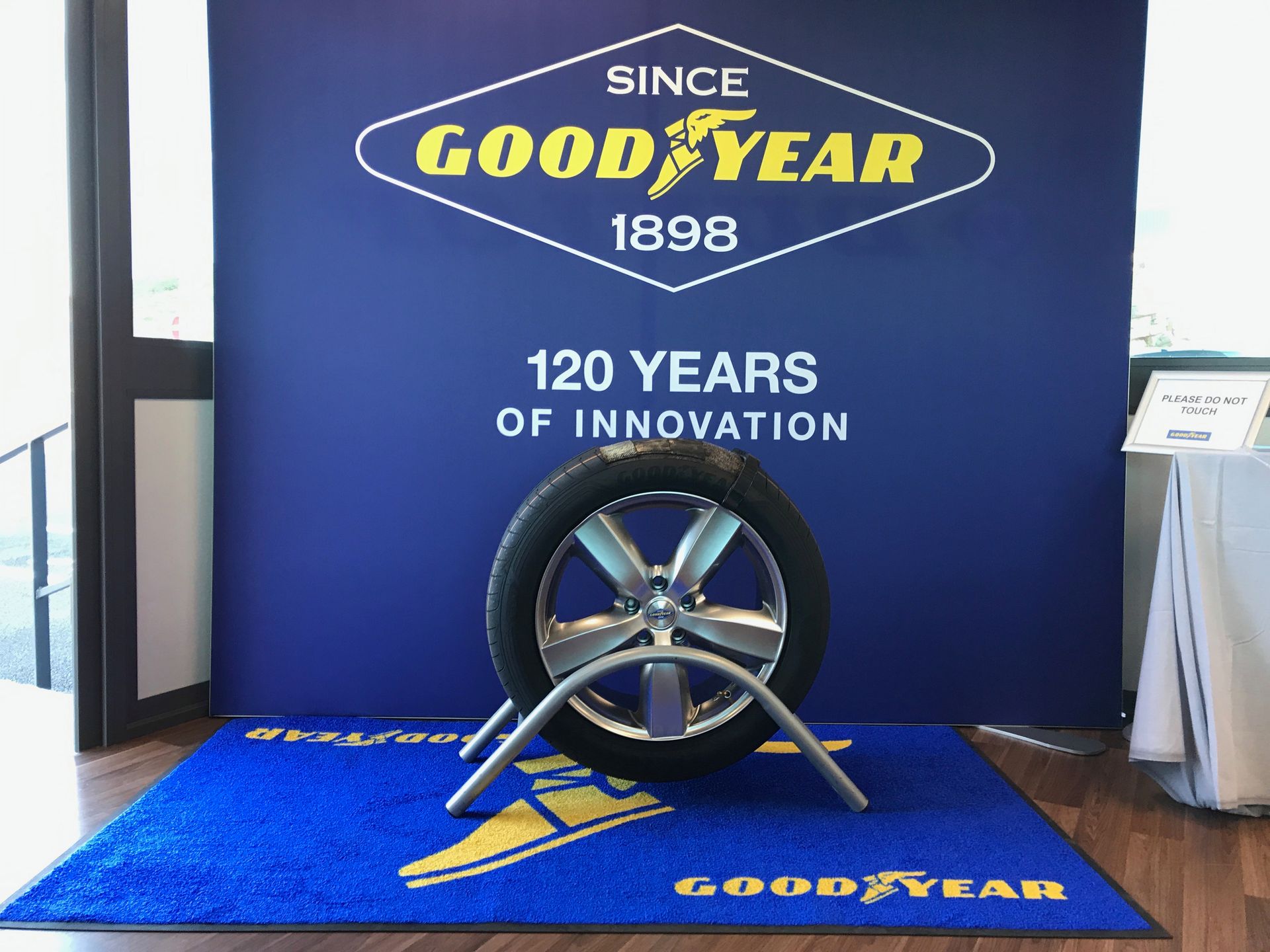 Pierwsze próby Goodyear Eagle F1 Asymmetric 3 SUV 
